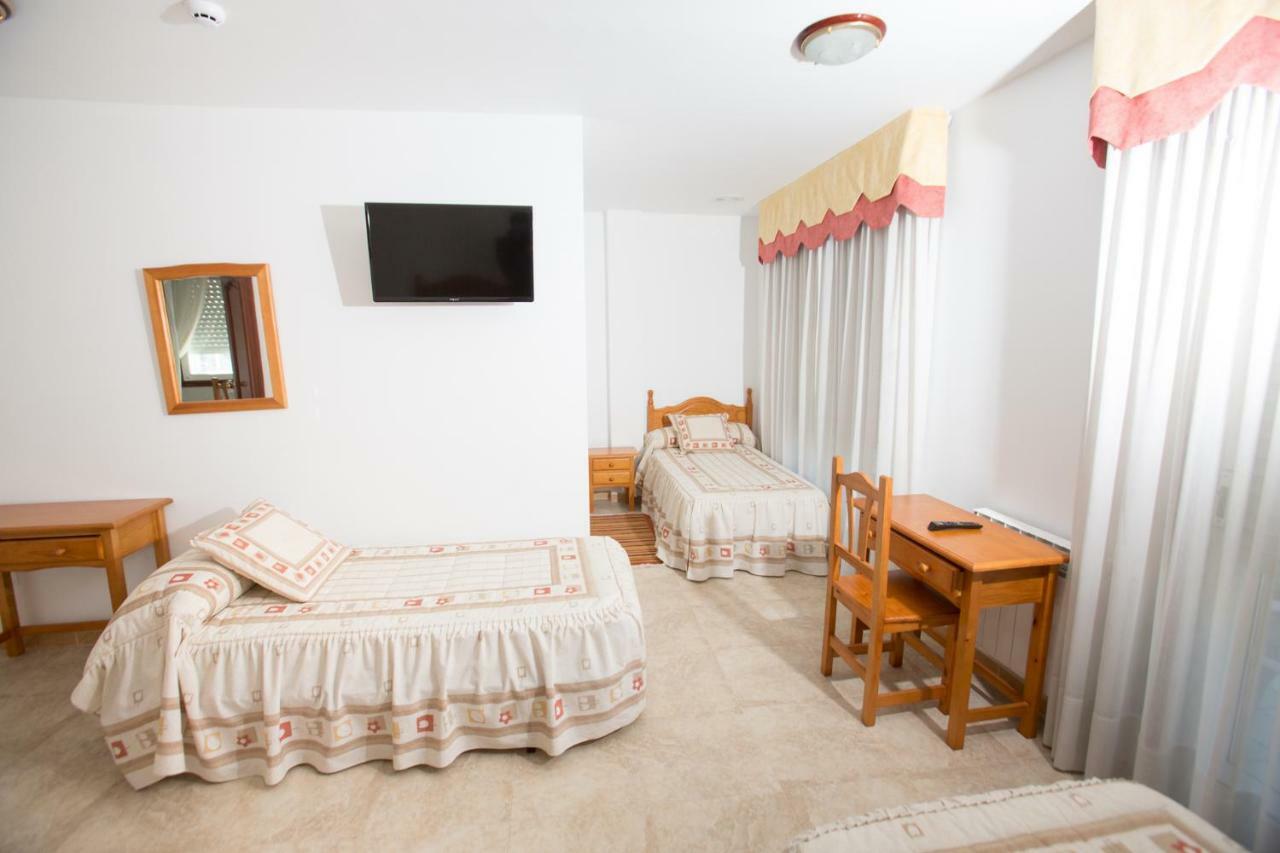 מלון Meaño Casa Rodino מראה חיצוני תמונה